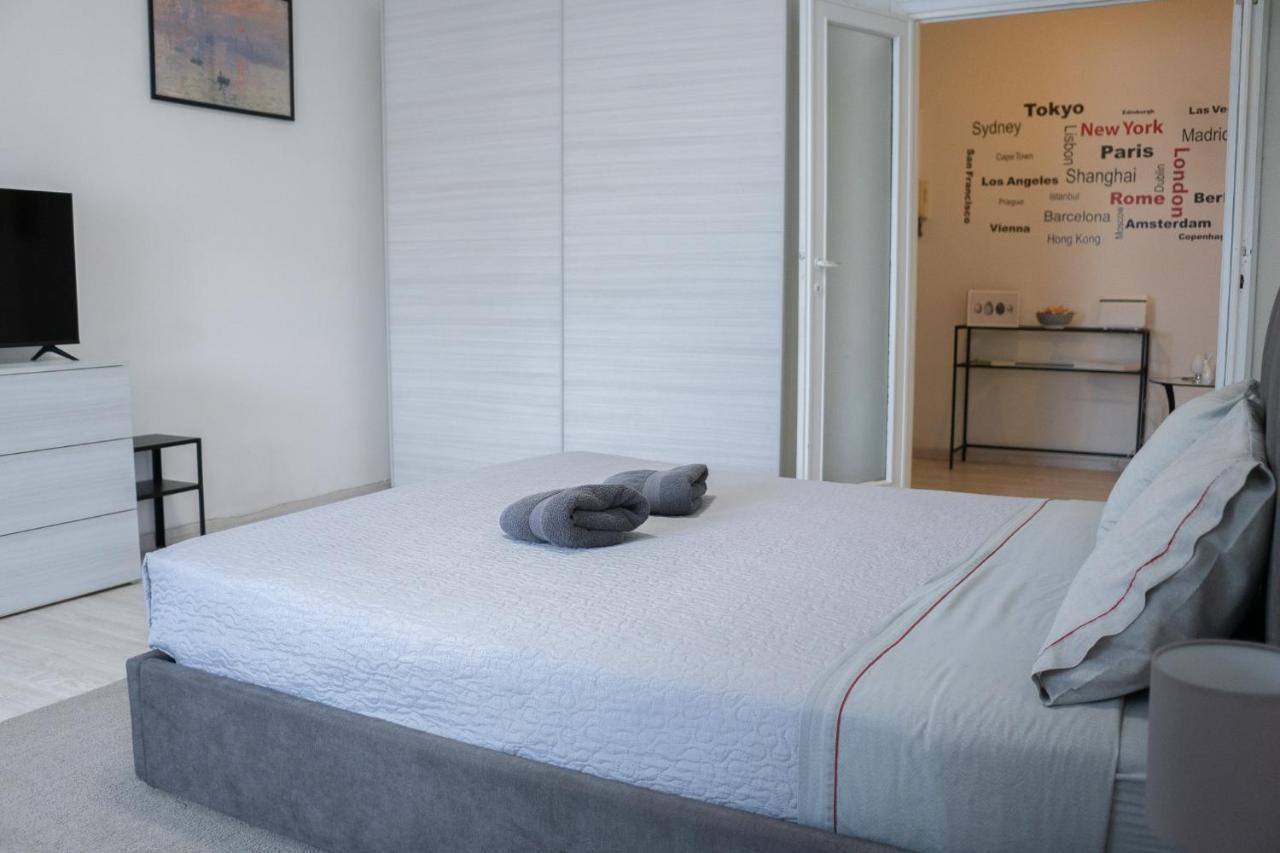 Nonna Pina Guest House [Moderno Appartamento vicino Metro A]Wifi,Netflix Roma Exterior foto