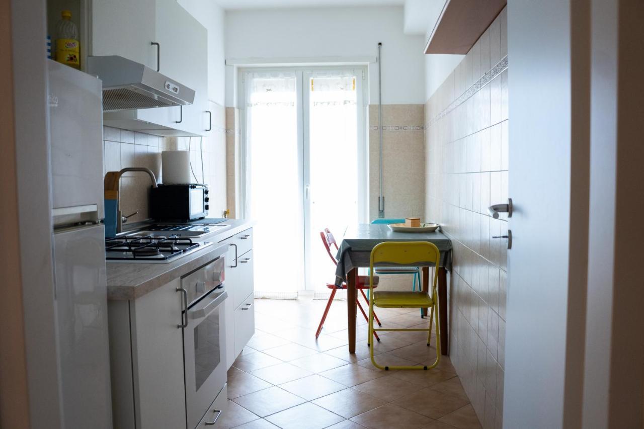 Nonna Pina Guest House [Moderno Appartamento vicino Metro A]Wifi,Netflix Roma Exterior foto